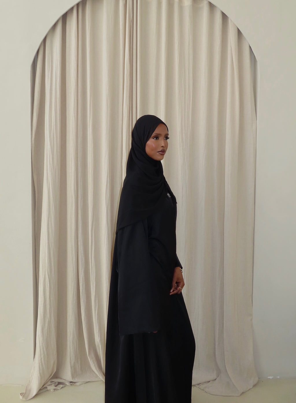 Black Open Abaya with Matching Premium Chiffon Hijab